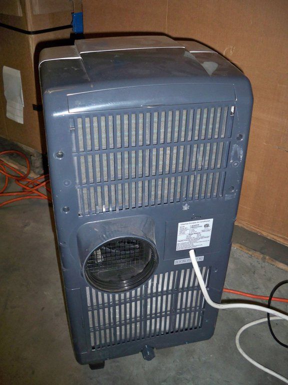   Air Conditioner A/C Heater AP420HS Powers On 4 Parts & Repair  