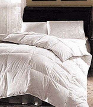 Pacific Coast Grandia Lightweight Queen Down Comforter  