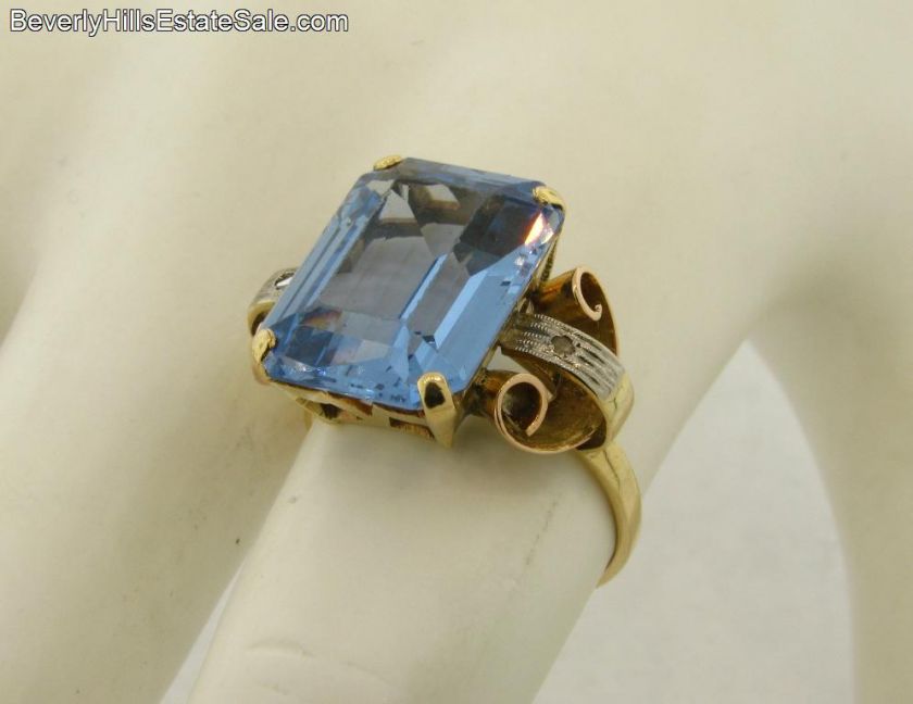 Beautiful Antique 9C Blue Topaz 2 Diamonds 18k Gold Ring  